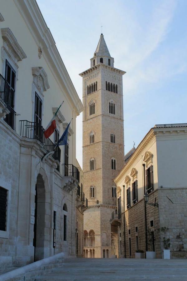 I Colori Della Puglia Rooms Trani Bagian luar foto